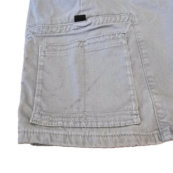 Wrangler Boys Shorts ~ Size 14 ~ Gamer ~ Tech Pockets ~ Gray and Navy - Picture 12 of 13